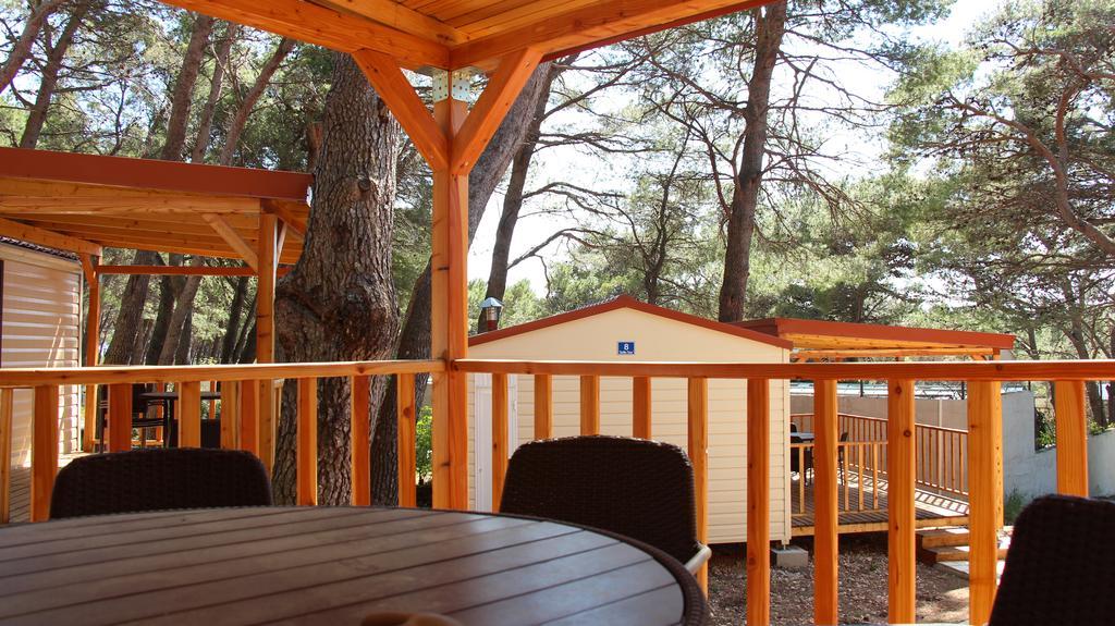 Mobile Homes Holiday Dream Baška Voda Exteriör bild